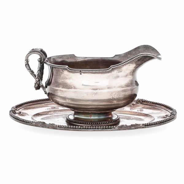 Salsiera. Argento primo titolo fuso e cesellato. Parigi XX secolo. Argentiere Tetard Freres  - Asta Argenti da Collezione | Antichi - Associazione Nazionale - Case d'Asta italiane