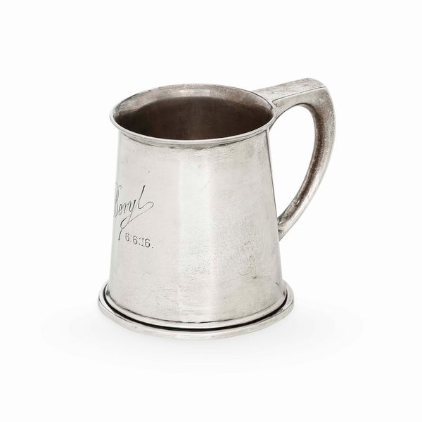 Mug. Argento fuso e sagomato. Birmingham 1914, bollo dell�argentiere consunto di difficile lettura  - Asta Argenti da Collezione | Antichi - Associazione Nazionale - Case d'Asta italiane