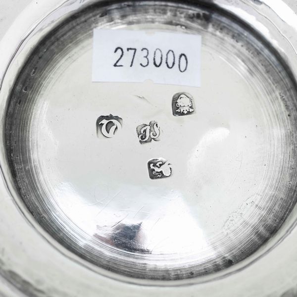 Tankard. Argento fuso e sbalzato. Londra 1771. Argentiere John Gorham (?)  - Asta Argenti da Collezione | Antichi - Associazione Nazionale - Case d'Asta italiane