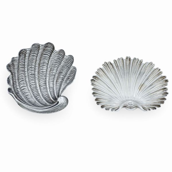 Due ciotole a conchiglia. Argento 925 fuso e sagomato. Argentiere Clementi Bologna per Maison Gianmaria Buccellati, Italia XX-XXI secolo  - Asta Argenti da Collezione | Antichi - Associazione Nazionale - Case d'Asta italiane