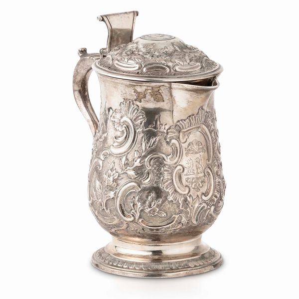 Mug. Argento fuso, sbalzato e cesellato. Londra 1784. Argentiere TL (non identificato)  - Asta Argenti da Collezione | Antichi - Associazione Nazionale - Case d'Asta italiane