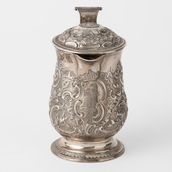 Mug. Argento fuso, sbalzato e cesellato. Londra 1784. Argentiere TL (non identificato)  - Asta Argenti da Collezione | Antichi - Associazione Nazionale - Case d'Asta italiane