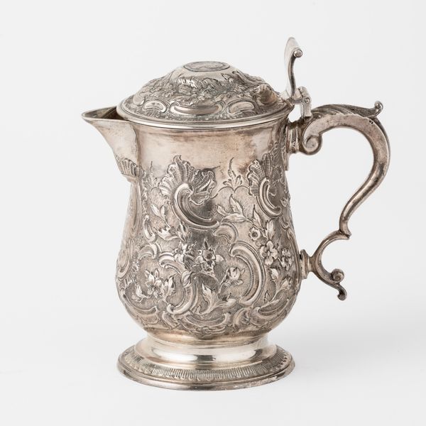 Mug. Argento fuso, sbalzato e cesellato. Londra 1784. Argentiere TL (non identificato)  - Asta Argenti da Collezione | Antichi - Associazione Nazionale - Case d'Asta italiane