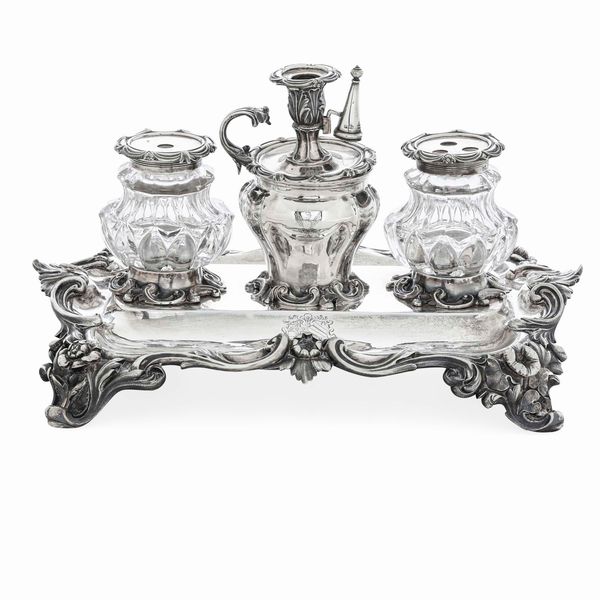 Calamaio. Argento fuso, sbalzato e cesellato. Londra 1839, argentieri Edward, John & William Barnard  - Asta Argenti da Collezione | Antichi - Associazione Nazionale - Case d'Asta italiane