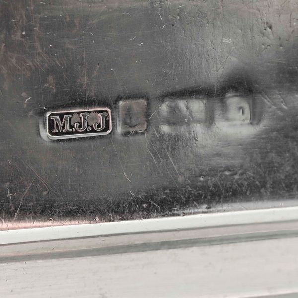 Calamaio. Argento fuso, sagomato e vetro. Marchi della citt� di Birmingham per l�anno 1901 e dell�argentiere MJJ (non identificato)  - Asta Argenti da Collezione | Antichi - Associazione Nazionale - Case d'Asta italiane