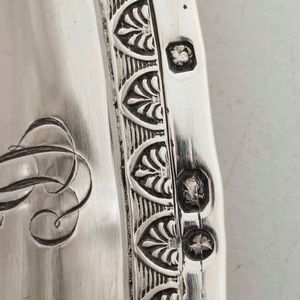 Salsiera. Argento primo titolo fuso, sbalzato e cesellato. Parigi, marchi di titolo in uso dal 1809 al 1819, argentiere Jean-Pierre Bibron  - Asta Argenti da Collezione | Antichi - Associazione Nazionale - Case d'Asta italiane