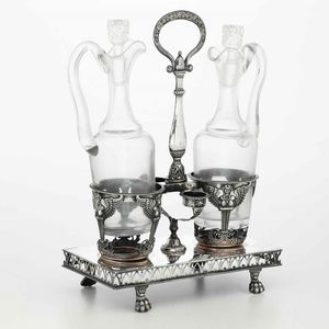 Acetoliera. Argento primo titolo fuso, sbalzato e traforato. Francia inizio del XIX secolo  - Asta Argenti da Collezione | Antichi - Associazione Nazionale - Case d'Asta italiane