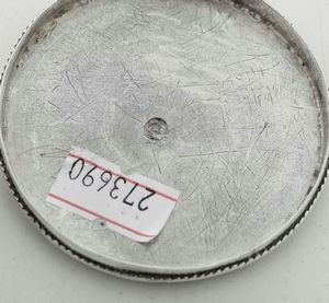 Tabacchiera. Argento fuso, sbalzato e cesellato. Venezia XVIII secolo. Marchi del saggiatore e dell�argentiere consunti di difficile lettura  - Asta Argenti da Collezione | Antichi - Associazione Nazionale - Case d'Asta italiane