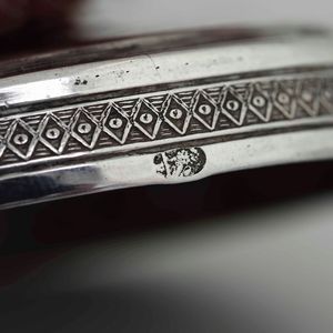 Stoppiniera. Argento fuso, sbalzato e cesellato. Firenze XIX secolo  - Asta Argenti da Collezione | Antichi - Associazione Nazionale - Case d'Asta italiane