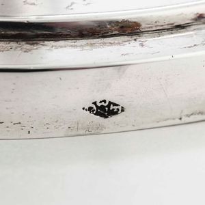 Coppia di candelieri Argento fuso e sbalzato. Roma, prima met� del XIX secolo, Maestro argentiere Francesco Colein (1795-1842)  - Asta Argenti da Collezione | Antichi - Associazione Nazionale - Case d'Asta italiane