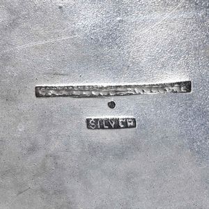 Coppa. Argento sbalzato e cesellato. Argenteria orientale (Burma?) XX secolo  - Asta Argenti da Collezione | Antichi - Associazione Nazionale - Case d'Asta italiane