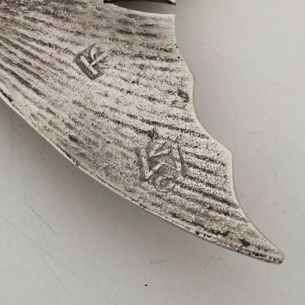 Besamin. Argento sbalzato, cesellato e turchese. Manifattura europea del XX secolo, marchi ad imitazione dell�argenteria antica spagnola  - Asta Argenti da collezione | XX secolo - Associazione Nazionale - Case d'Asta italiane