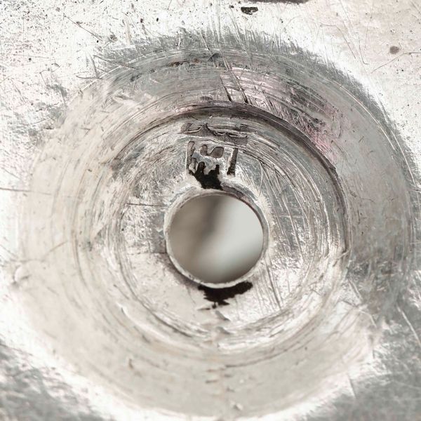 Acetoliera. Argento fuso, sbalzato, traforato e cesellato. Genova fine XVIII secolo. Marchio della Torretta con datario consunto  - Asta Argenti da collezione | XX secolo - Associazione Nazionale - Case d'Asta italiane