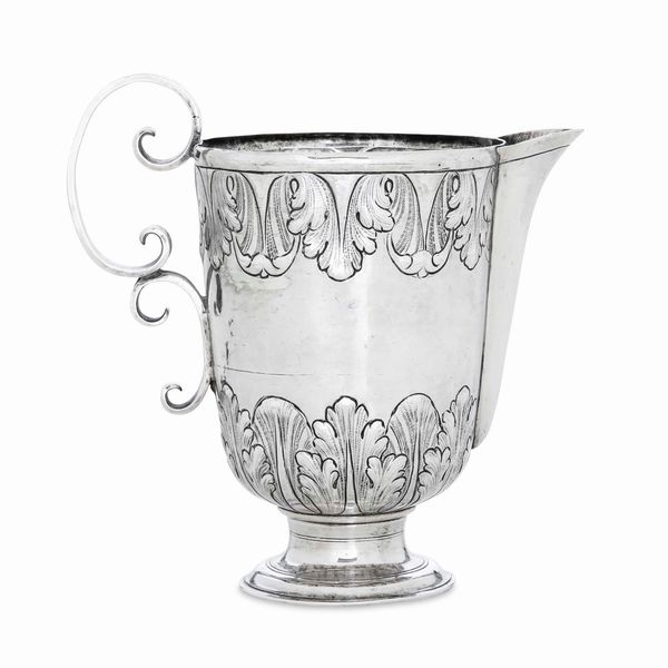 Rara brocca. Argento fuso, sbalzato e cesellato. Firenze inizio del XVIII secolo, marchio della citt�, del saggiatore (navicella) e dell�argentiere  - Asta Argenti da collezione | XX secolo - Associazione Nazionale - Case d'Asta italiane