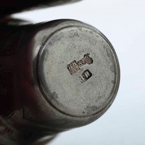 Quattro bicchieri. Argento fuso, sbalzato e cesellato. Russia fine XIX secolo, differenti manifatture  - Asta Argenti da collezione | XX secolo - Associazione Nazionale - Case d'Asta italiane