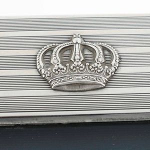 Portafoto contenente fotografia con dedica di Umbertodi Savoia. Argenteria italiana della prima met� del XX secolo  - Asta Argenti da collezione | XX secolo - Associazione Nazionale - Case d'Asta italiane