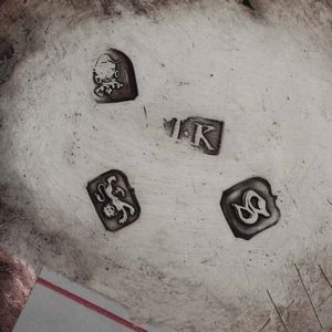 Tankard in argento fuso e sbalzato. Londra 1773. Argentiere John King  - Asta Argenti da collezione | XX secolo - Associazione Nazionale - Case d'Asta italiane