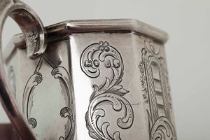 Mug. Argento fuso, sbalzato e cesellato. Londra 1852. Argentiere JAGA (non identificato)  - Asta Argenti da collezione | XX secolo - Associazione Nazionale - Case d'Asta italiane