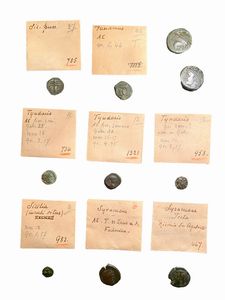Lotto di 10 monete in bronzo del mondo greco e magno greco - tra cui: Tyndaris, Siracusa