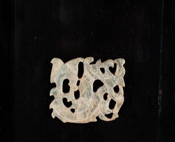 Armadio  a quattro ante in legno laccato con placche in giada decorate a traforo, Cina, XX secolo  - Asta Arte Orientale - Associazione Nazionale - Case d'Asta italiane