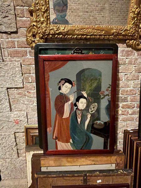 Cinque dipinti su vetro raffiguranti scene di vita comune, Cina, XX secolo  - Asta Arte Orientale - Associazione Nazionale - Case d'Asta italiane