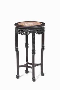 Stand in legno con piano in marmo, Cina, Dinastia Qing, XIX secolo  - Asta Arte Orientale - Associazione Nazionale - Case d'Asta italiane