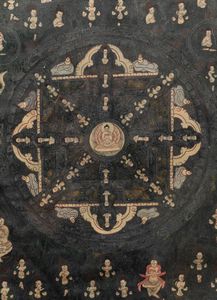 Thangka in seta raffigurante Mandala su fondo nero, Tibet, XIX secolo  - Asta Arte Orientale - Associazione Nazionale - Case d'Asta italiane