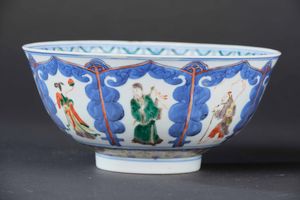 Coppia di ciotole in porcellana Famiglia Verde con figure di saggi entro riserve, Cina, Dinastia Qing, XIX secolo  - Asta Arte Orientale - Associazione Nazionale - Case d'Asta italiane