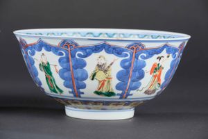 Coppia di ciotole in porcellana Famiglia Verde con figure di saggi entro riserve, Cina, Dinastia Qing, XIX secolo  - Asta Arte Orientale - Associazione Nazionale - Case d'Asta italiane