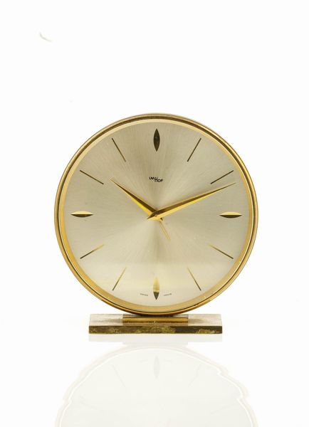 IMHOF - Pendoletta da tavolo con sveglia, carica manuale con riserva di 8 giorni in ottone dorato, anni '80  - Asta Orologi  - Associazione Nazionale - Case d'Asta italiane