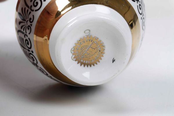 Piero Fornasetti : Milano, 1950  - Asta Solo Fornasetti - Associazione Nazionale - Case d'Asta italiane