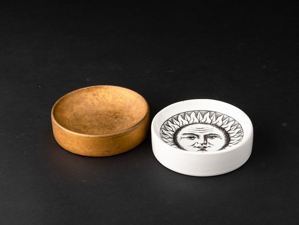 Piero Fornasetti : Milano, 1950  - Asta Solo Fornasetti - Associazione Nazionale - Case d'Asta italiane