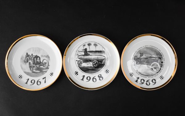 Piero Fornasetti : Milano, 1970 ca  - Asta Solo Fornasetti - Associazione Nazionale - Case d'Asta italiane