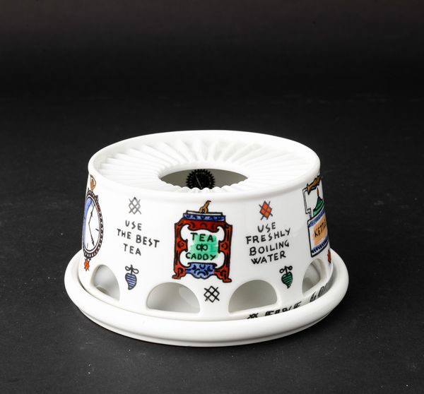 Piero Fornasetti : Milano, 1950  - Asta Solo Fornasetti - Associazione Nazionale - Case d'Asta italiane