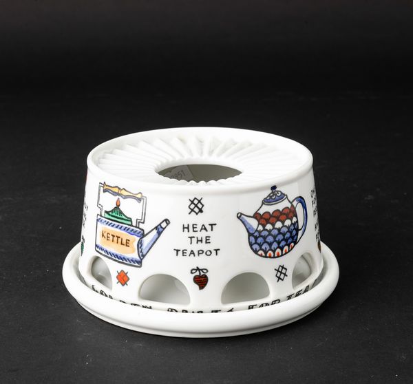 Piero Fornasetti : Milano, 1950  - Asta Solo Fornasetti - Associazione Nazionale - Case d'Asta italiane