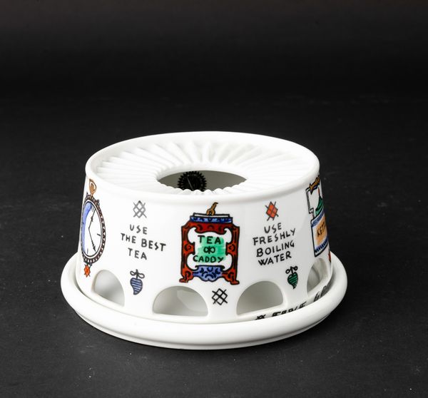 Piero Fornasetti : Milano, 1950  - Asta Solo Fornasetti - Associazione Nazionale - Case d'Asta italiane