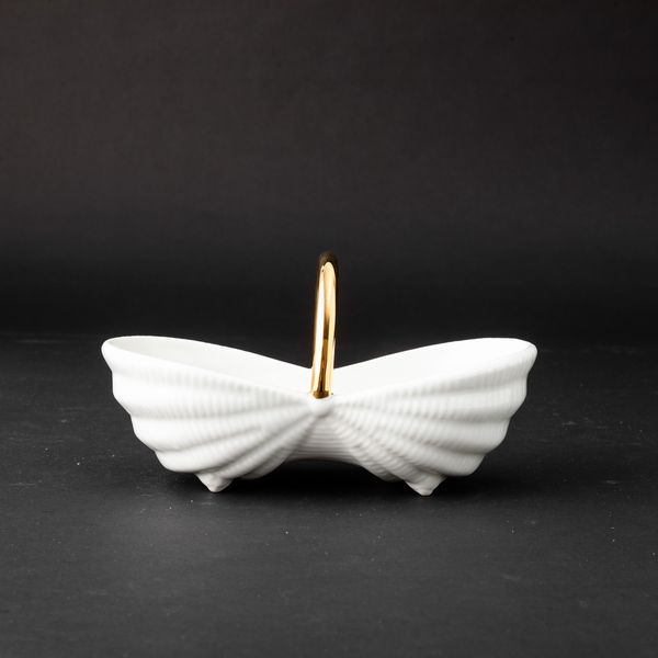 Piero Fornasetti : Milano, 1950  - Asta Solo Fornasetti - Associazione Nazionale - Case d'Asta italiane