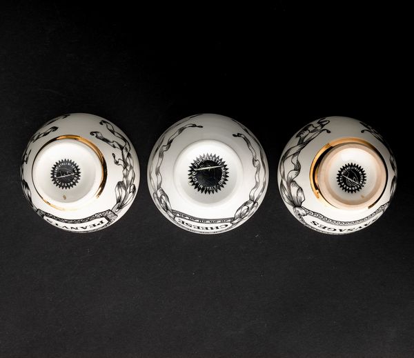 Piero Fornasetti : Milano, 1950  - Asta Solo Fornasetti - Associazione Nazionale - Case d'Asta italiane