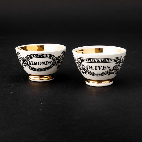 Piero Fornasetti : Milano, 1950  - Asta Solo Fornasetti - Associazione Nazionale - Case d'Asta italiane