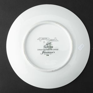 Piero Fornasetti : Milano, 1970 ca  - Asta Solo Fornasetti - Associazione Nazionale - Case d'Asta italiane