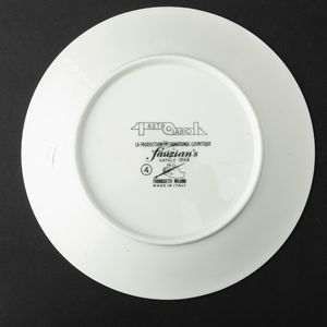 Piero Fornasetti : Milano, 1970 ca  - Asta Solo Fornasetti - Associazione Nazionale - Case d'Asta italiane