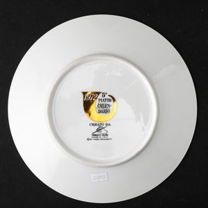 Piero Fornasetti : Milano, 1972  - Asta Solo Fornasetti - Associazione Nazionale - Case d'Asta italiane