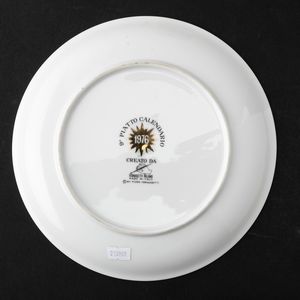 Piero Fornasetti : Milano, 1976  - Asta Solo Fornasetti - Associazione Nazionale - Case d'Asta italiane