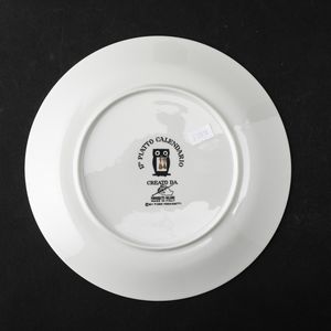 Piero Fornasetti : Milano, 1984  - Asta Solo Fornasetti - Associazione Nazionale - Case d'Asta italiane