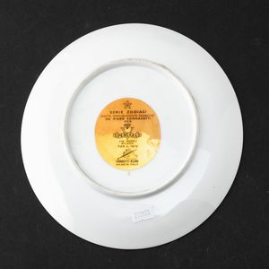 Piero Fornasetti : Milano, 1972  - Asta Solo Fornasetti - Associazione Nazionale - Case d'Asta italiane