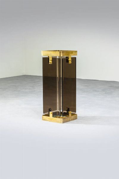 FONTANA ARTE : Portaombrelli in ottone e vetro fum. Anni '60 cm 56 5x26x18  - Asta Design - Associazione Nazionale - Case d'Asta italiane