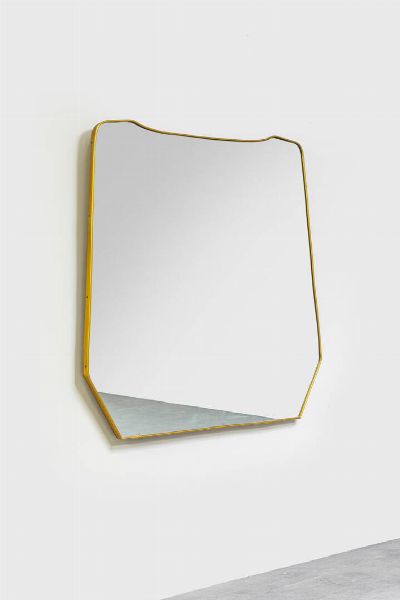 PRODUZIONE ITALIANA : Grande specchiera con struttura in legno e cornice in ottone  1960 ca cm 110x110  - Asta Design - Associazione Nazionale - Case d'Asta italiane