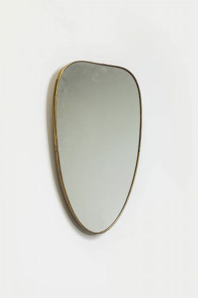 PRODUZIONE ITALIANA : Specchio con bordo in ottone. Anni '50 cm 75x48  - Asta Design - Associazione Nazionale - Case d'Asta italiane