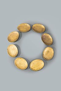 PIERO FORNASETTI Milano 1913 - 1988 - Otto piattini della Collezione Grande Antico