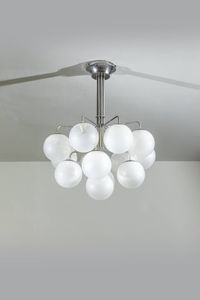 CANDLE - Lampadario con diffusori in vetro  tige in metallo cromato. Anni '7'0 cm 95x70